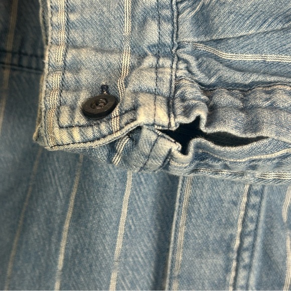 Vintage Levi’s Diamond Label Denim Shirt Mens Large Blue Striped Cotton Pockets - Picture 4 of 13